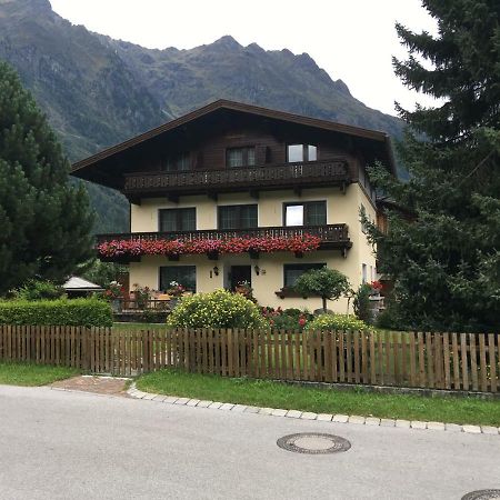 Landhaus Kuen フーベン エクステリア 写真
